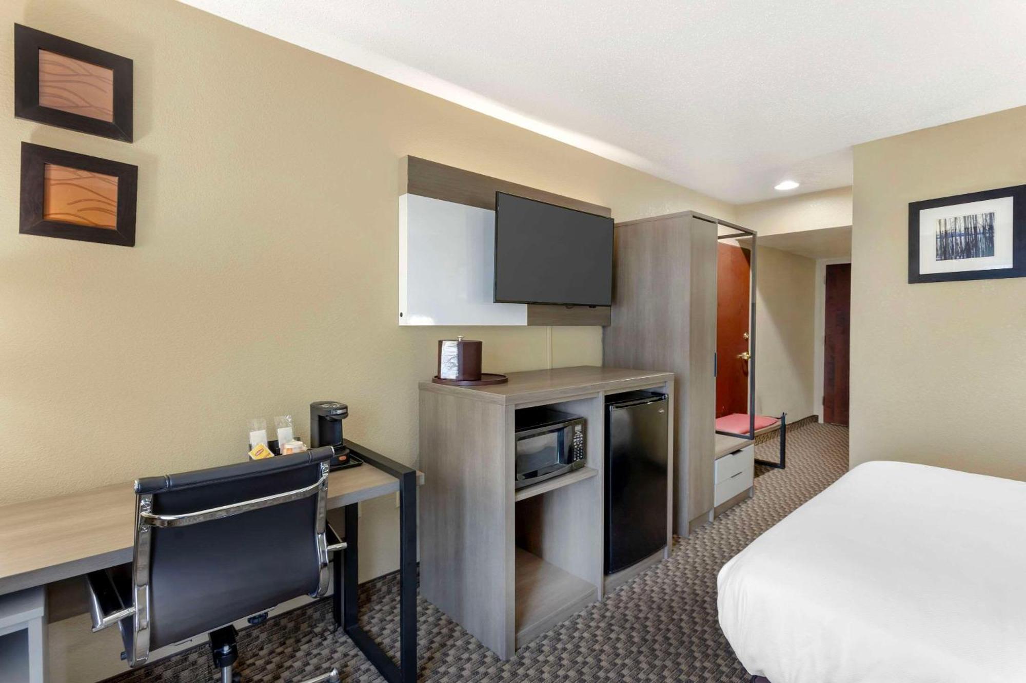 Comfort Inn & Suites Carneys Point Luaran gambar