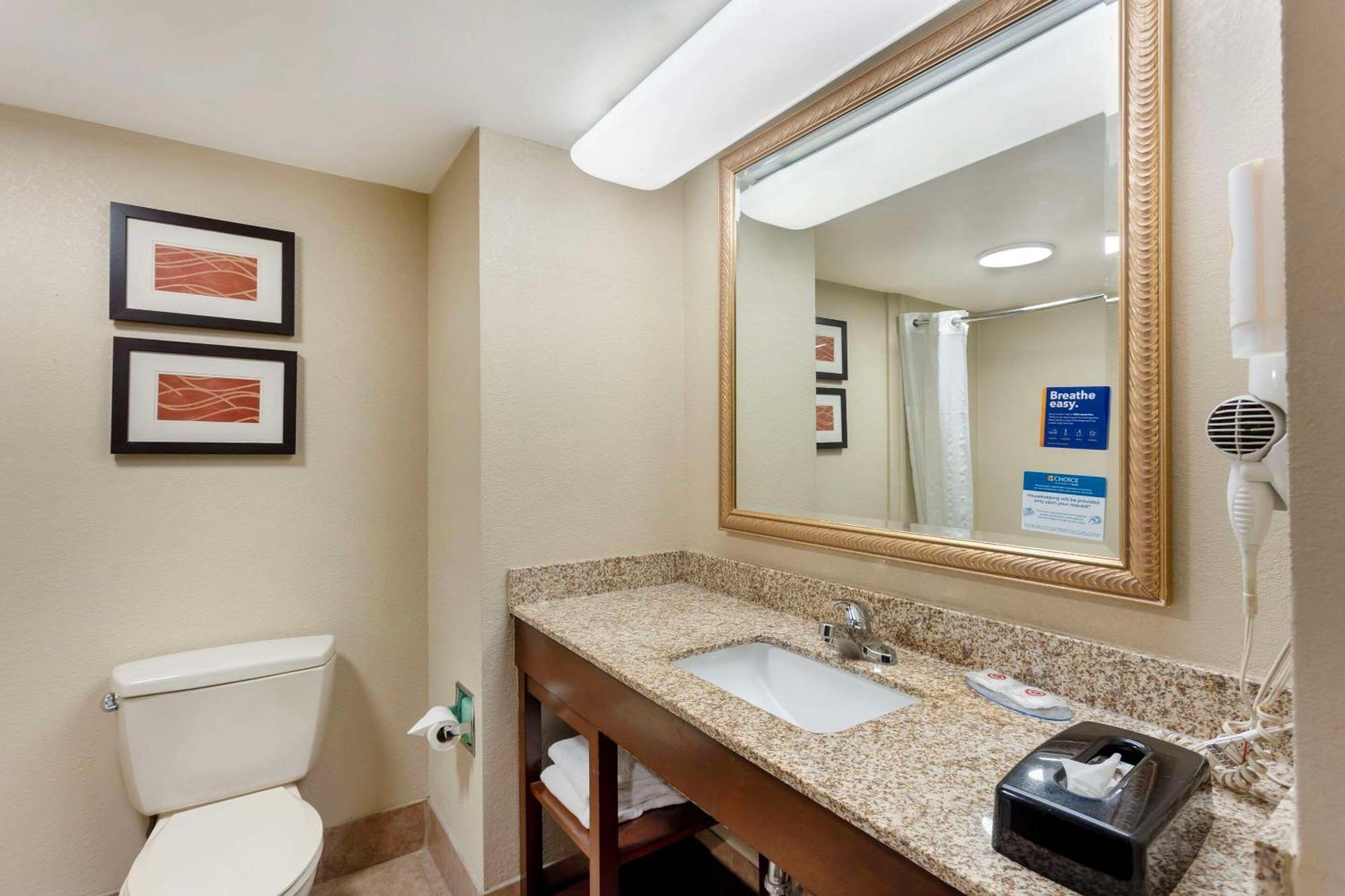 Comfort Inn & Suites Carneys Point Luaran gambar
